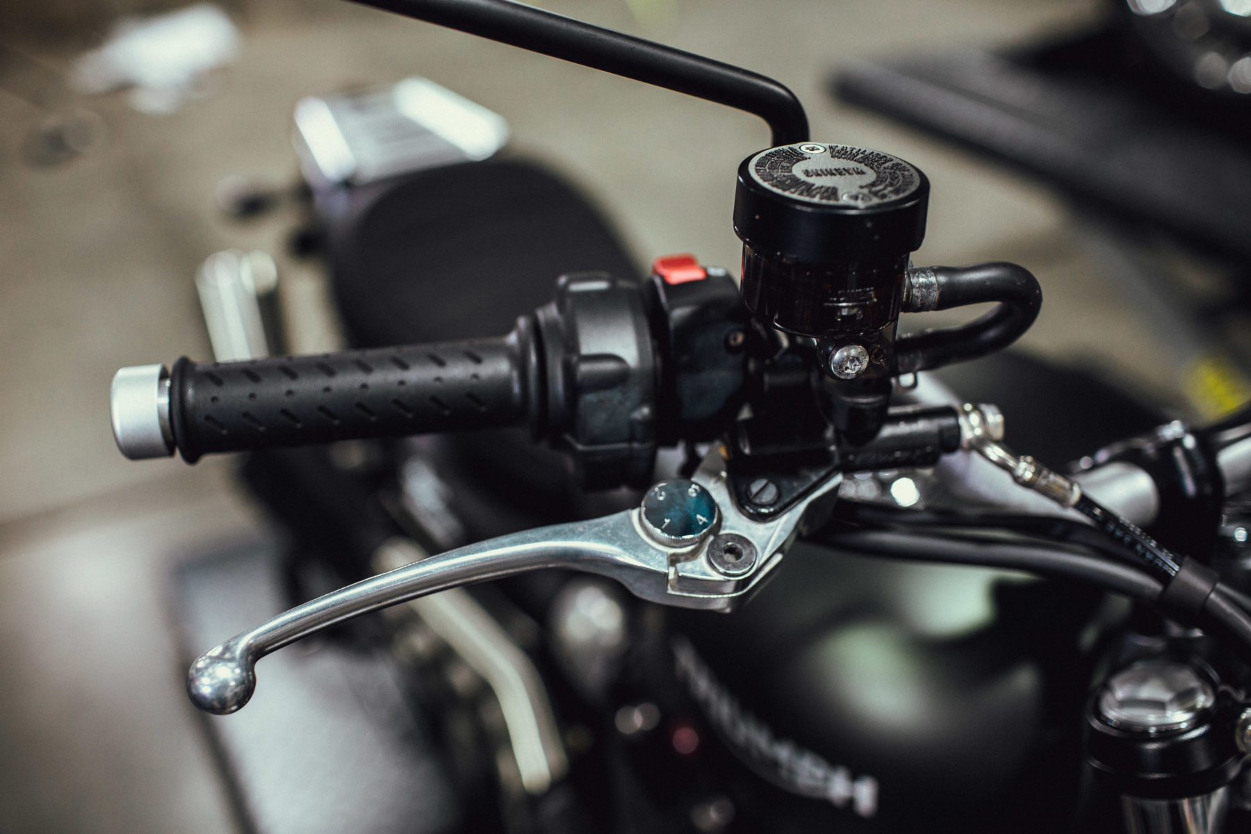 Kustom Kommune Motorcycle maintenance